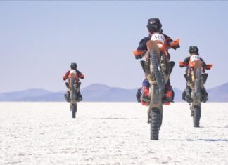 Adam Riemann & Motonomad III